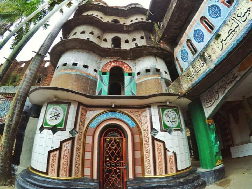 Masjid Pintu Seribu via Instagram seputartangsel