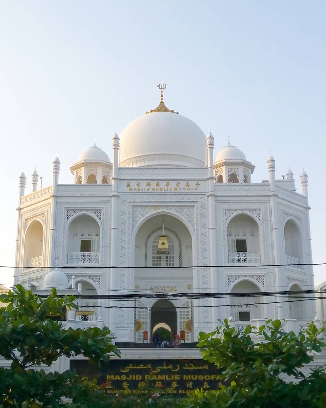 Masjid Ramlie Musofa Sunter via instagram buddy.trisatyo