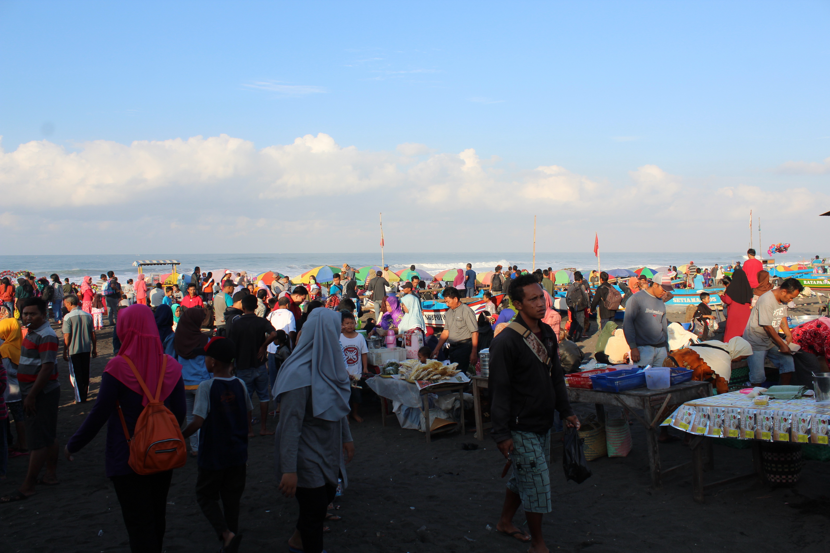 Pantai Depok di Bantul, Wisata Anti-Mainstream dengan Pasar