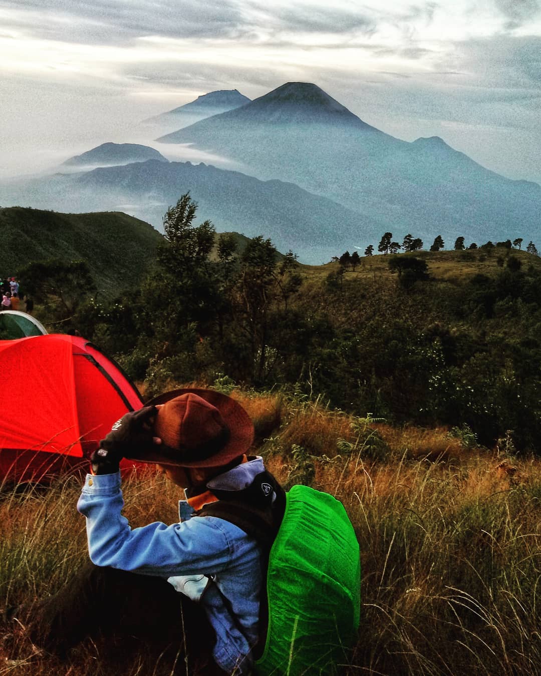 Gunung Slamet via Instagram @erik.mulya