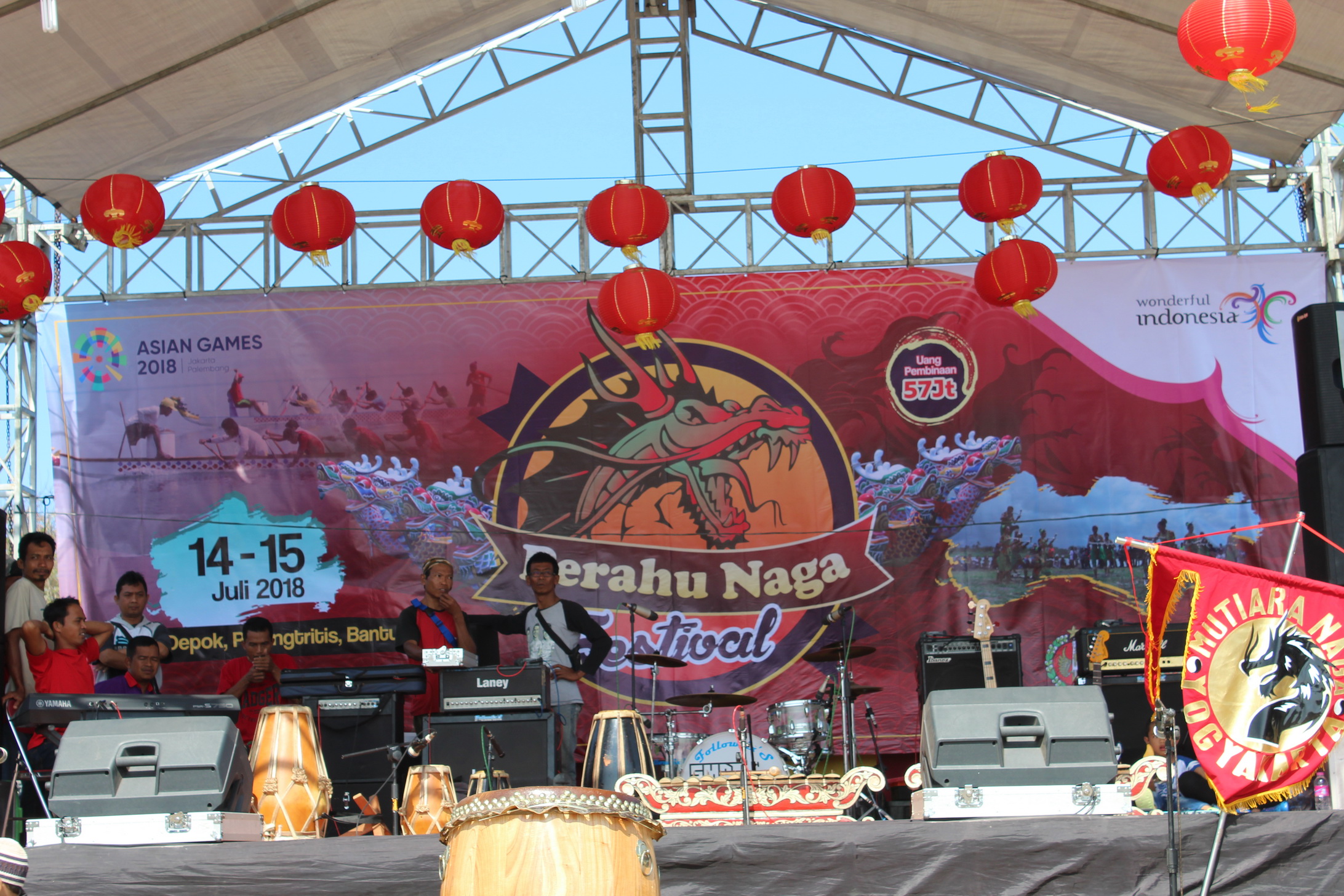 Panggung Festival Perahu Naga