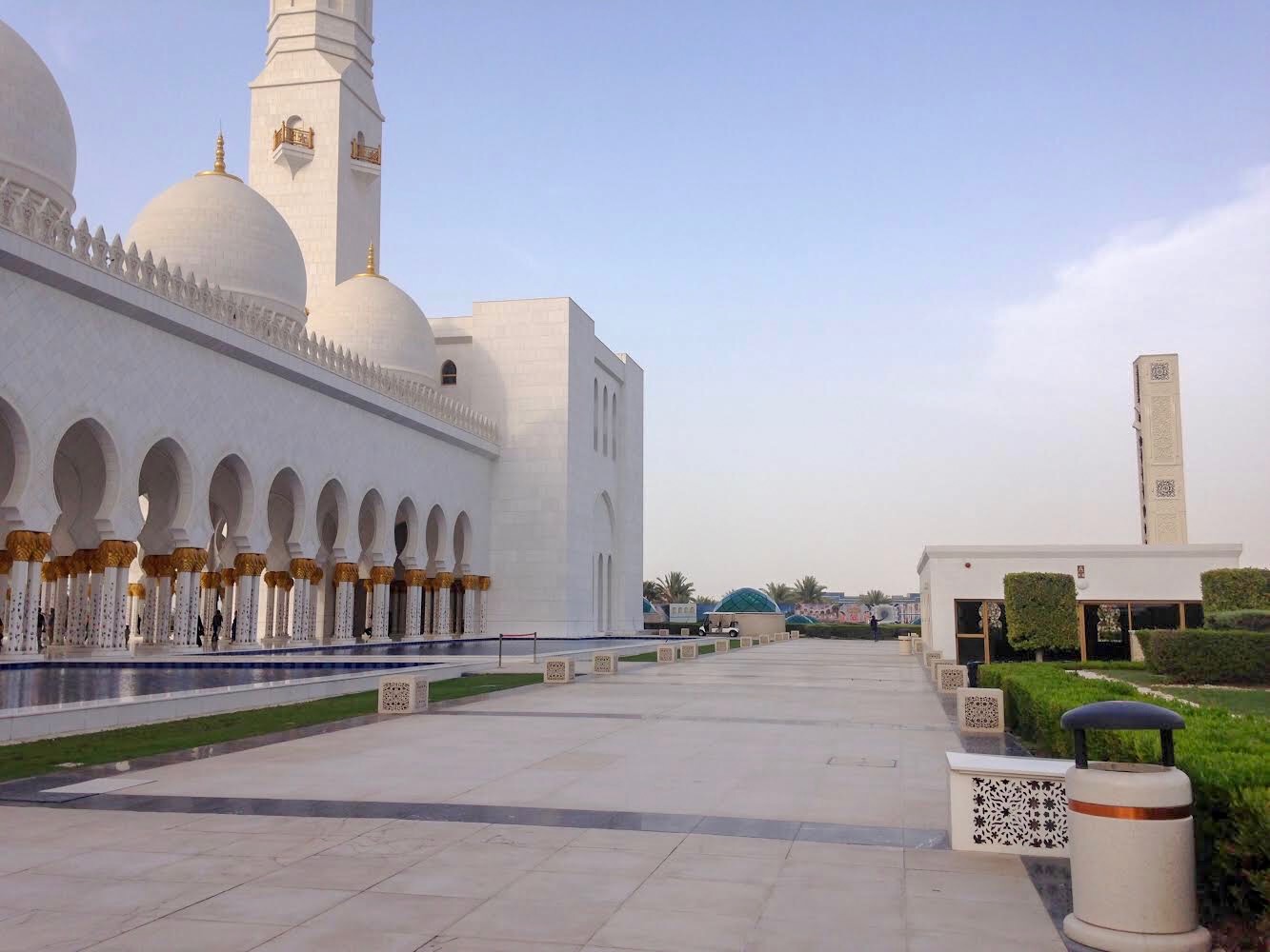 Grand mosque Syekh Zayed via dokumen pribadi