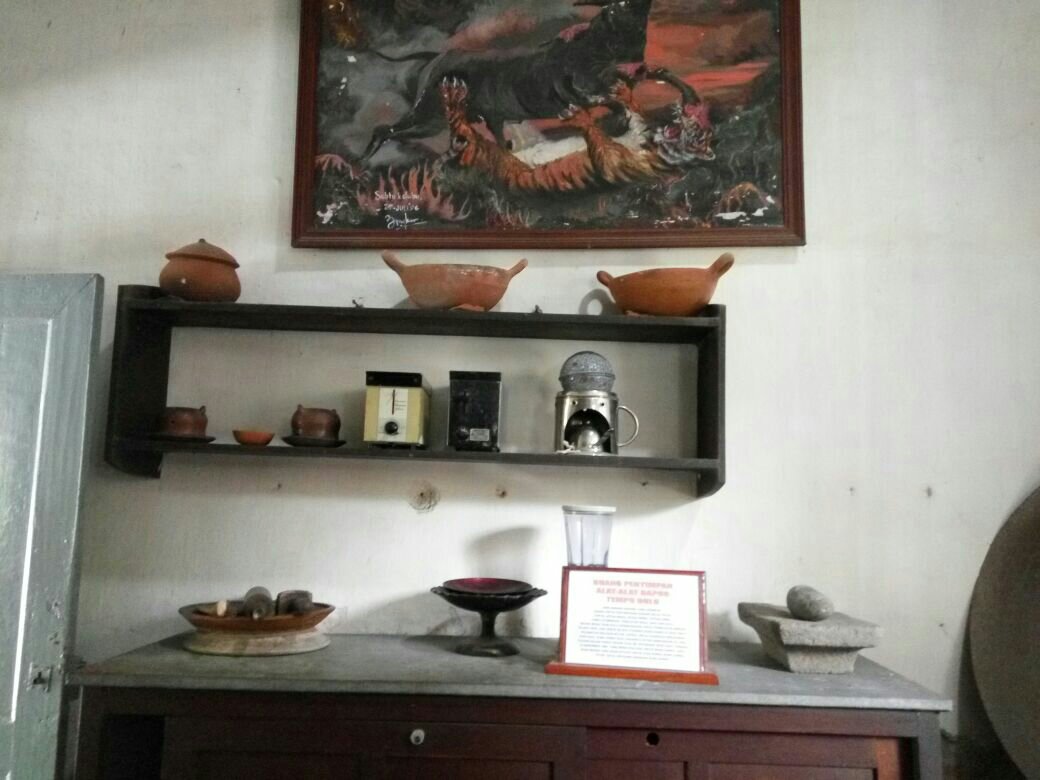 Dokumentasi Pribadi (blog pribadi) perabot kediaman keluarga Bung Karno