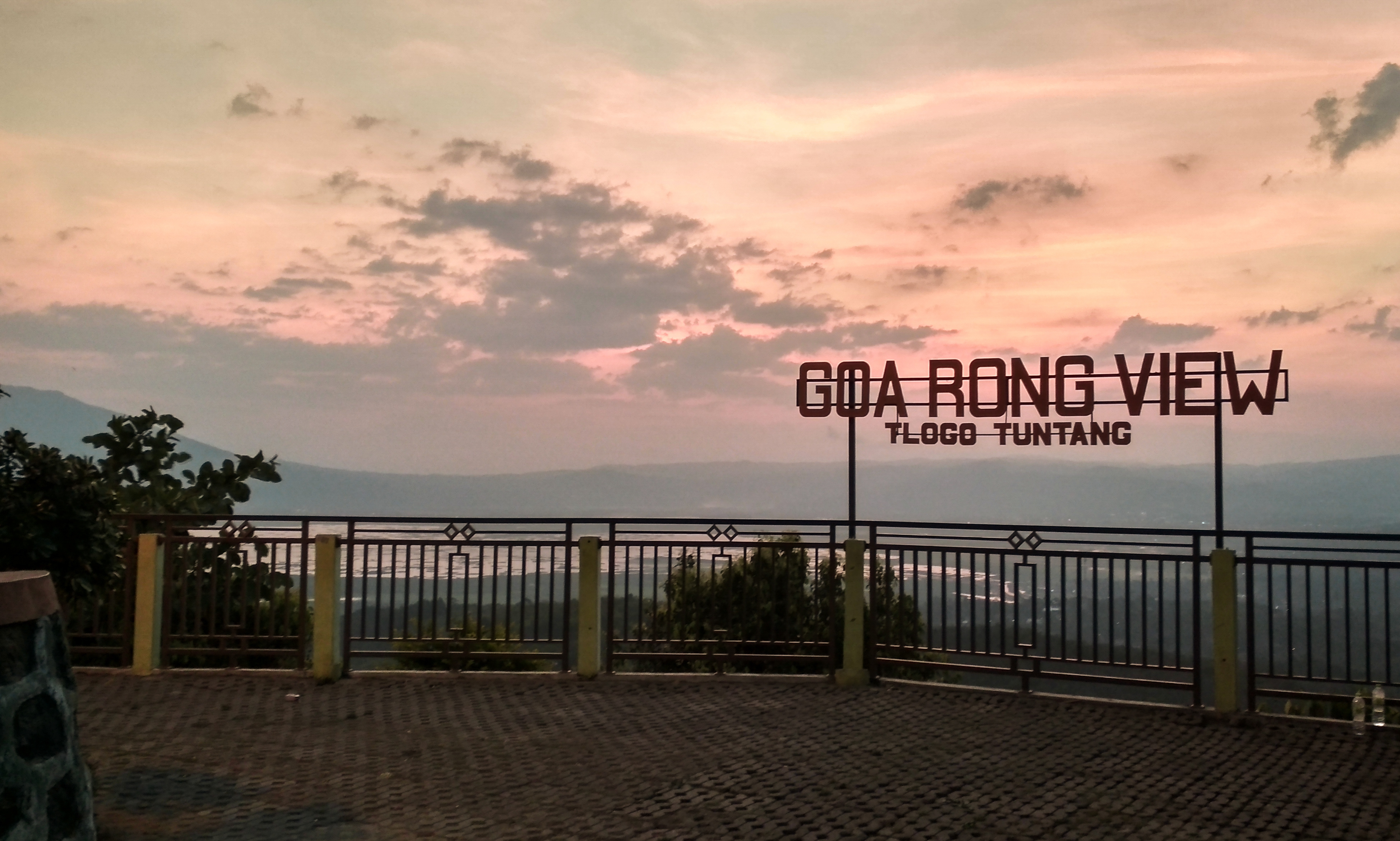 Goa Rong View (c) Reksita Wardani/Travelingyuk