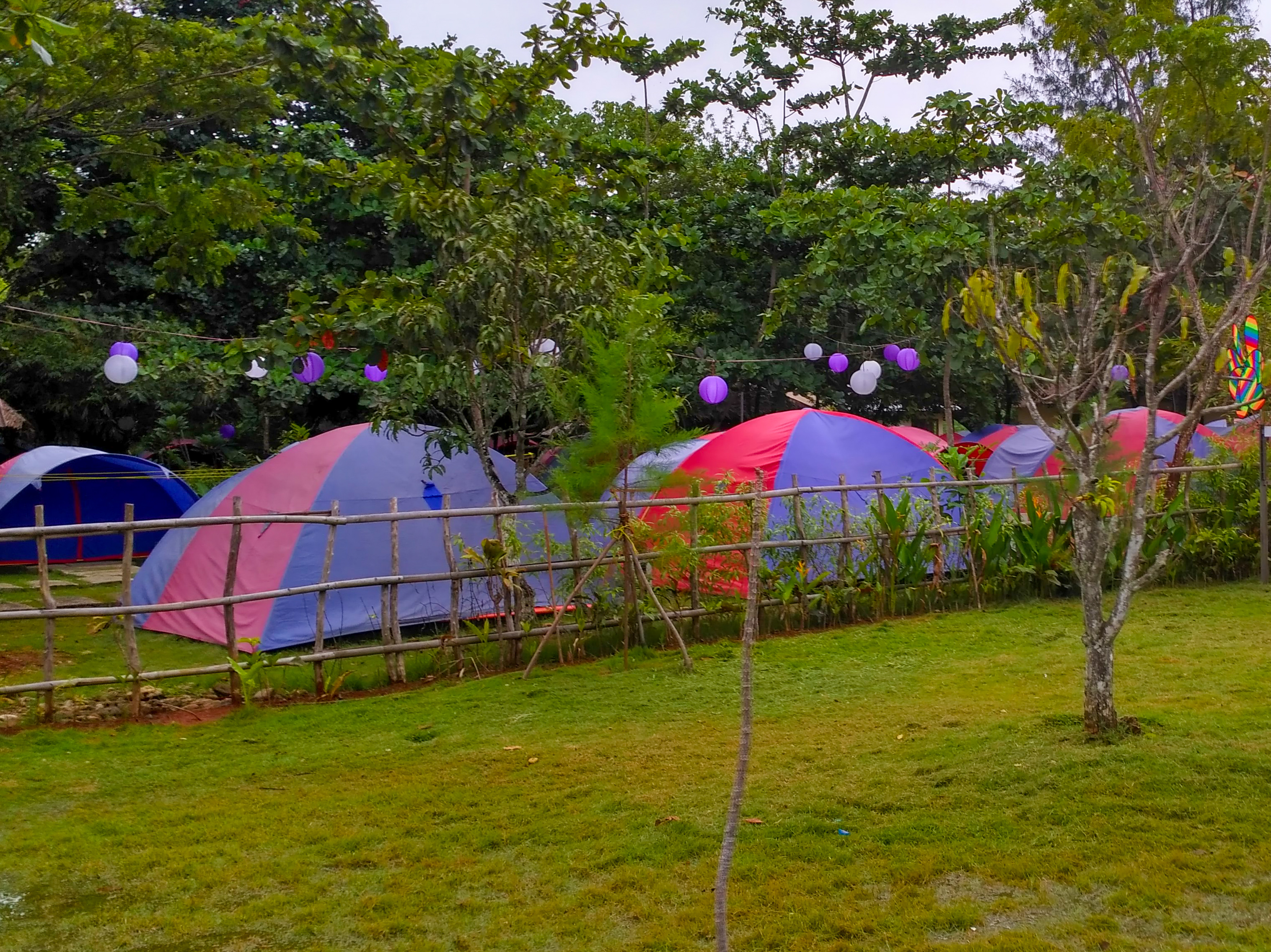 Camping Ground Tanjung Lesung (c) Yudi Rahmatullah/Travelingyuk