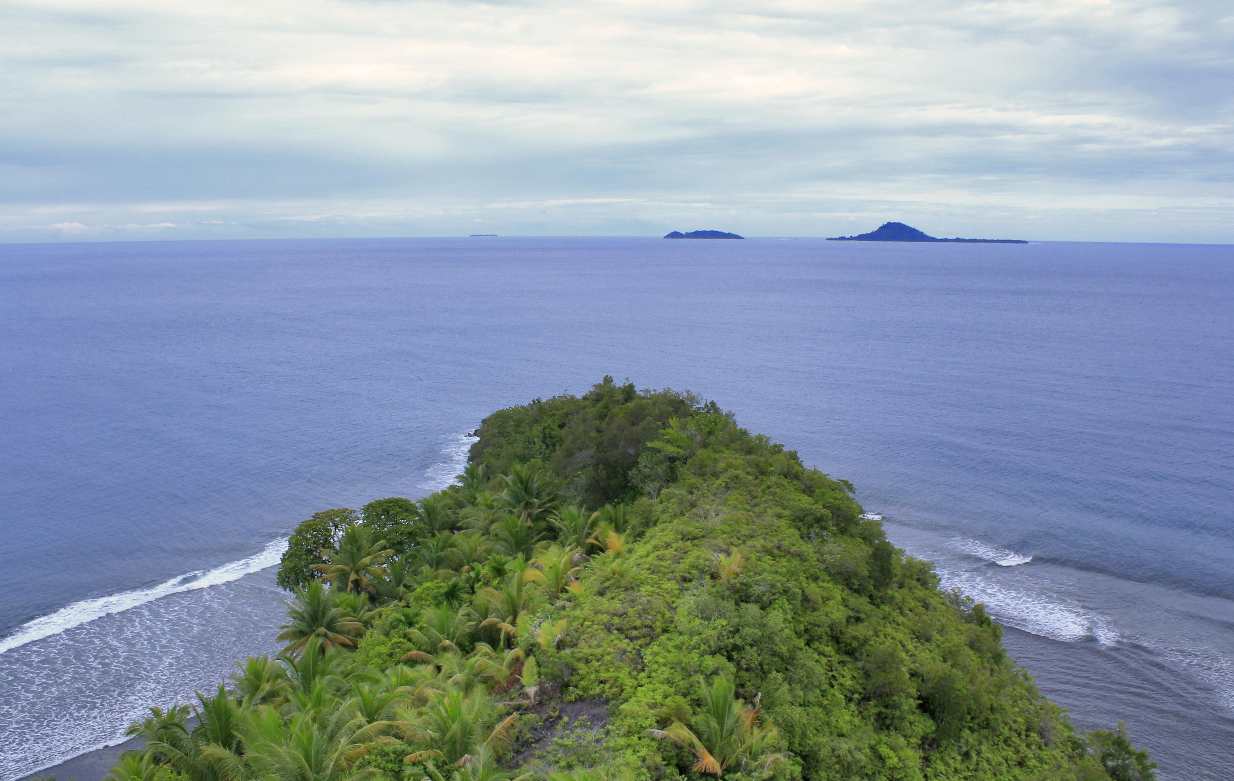 Daratan tertinggi di Pulau Cingkuak (dok.pribadi)