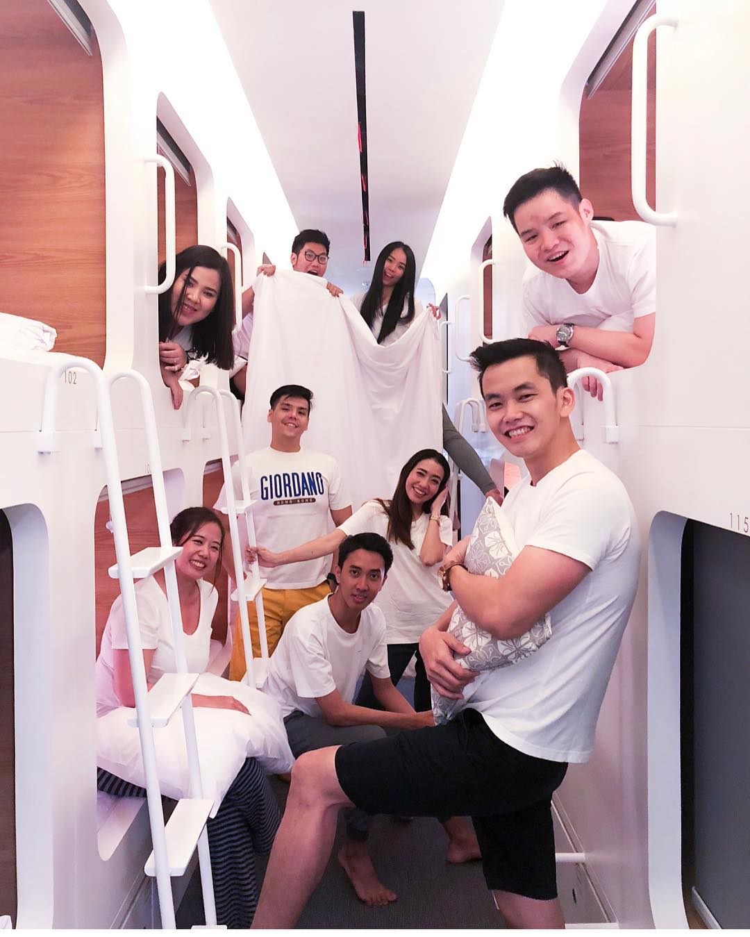 Mixed dormitory room, untuk grup travellermu, bisa dicoba nih - via instagram/@calvingunawan_mc