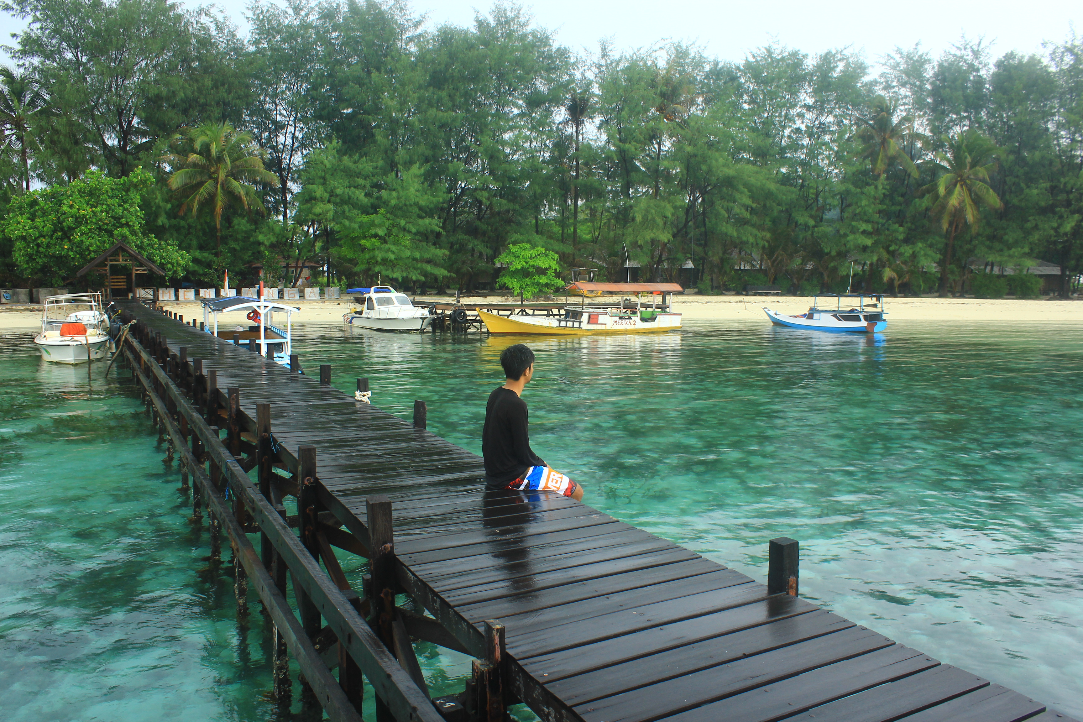 Pulau Menjangan Kecil Karimun Jawa (sumber foto: rosita)